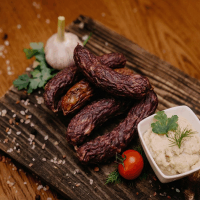 Kiełbasa podsuszana z jelenia ( 0,5 kg )